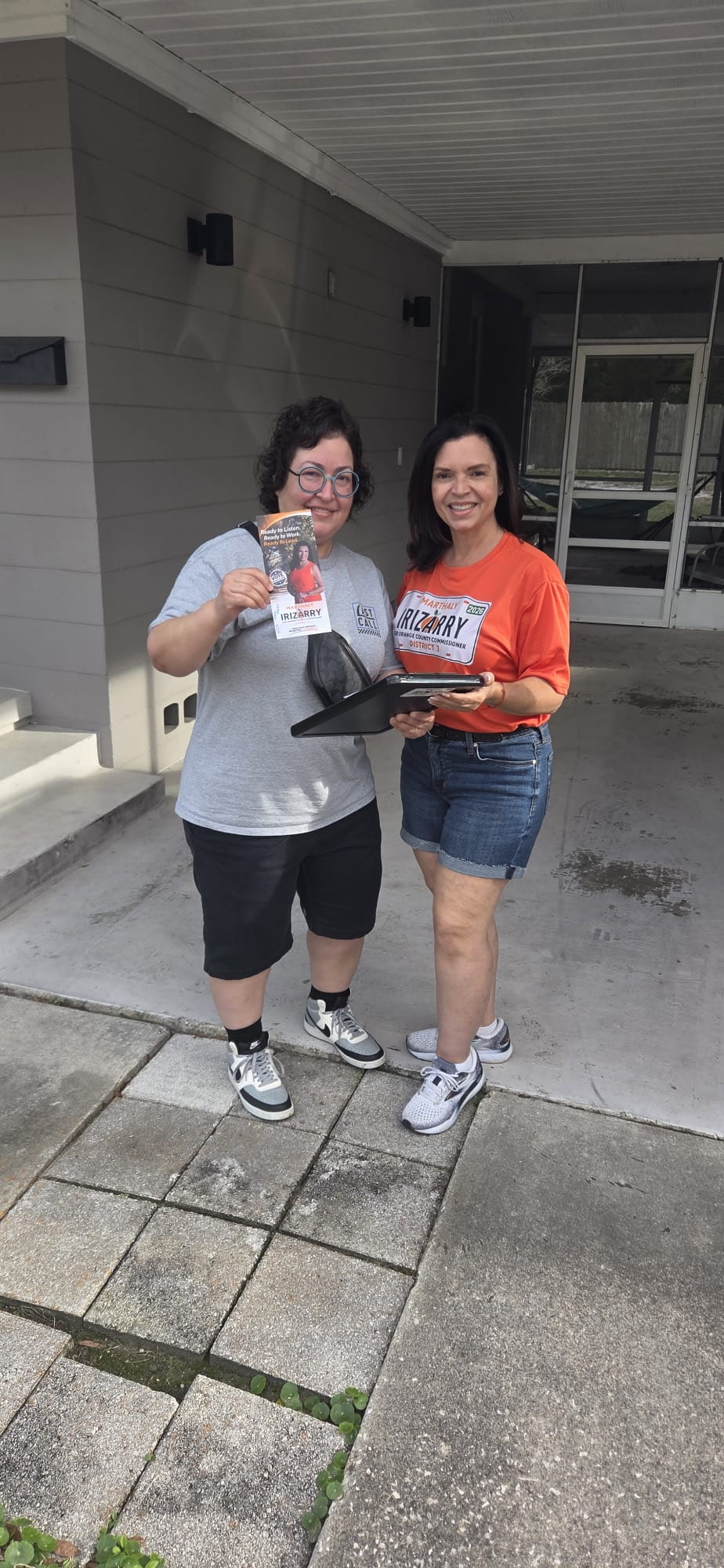 Marthaly with a volunteer on the trail